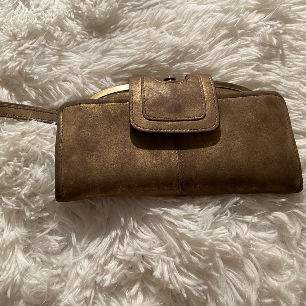 HOBO wristlet, gold toned- super soft and spacious!